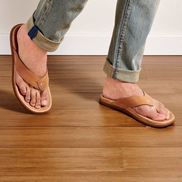 Olukai Mens Nalukai Thong Sandals In 